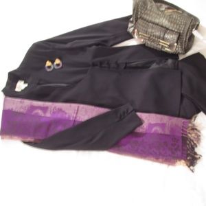 CASUAL CORNER UNIQUE BLACK PETITE PANT SUIT